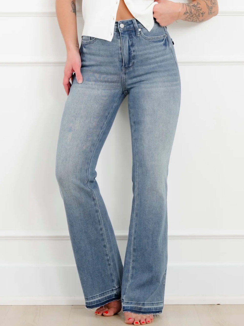 NWT Judy Blue Tummy Control Slim Bootcut Jeans